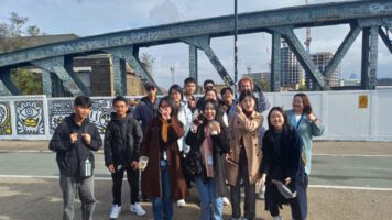 LINE_ALBUM_101024_241011_10