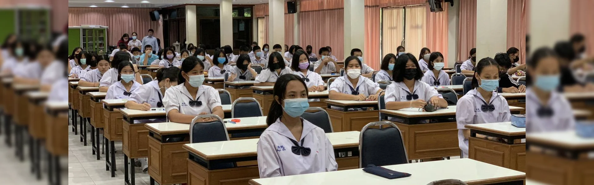 ทุนนักเรียนแลกเปลี่ยน YES